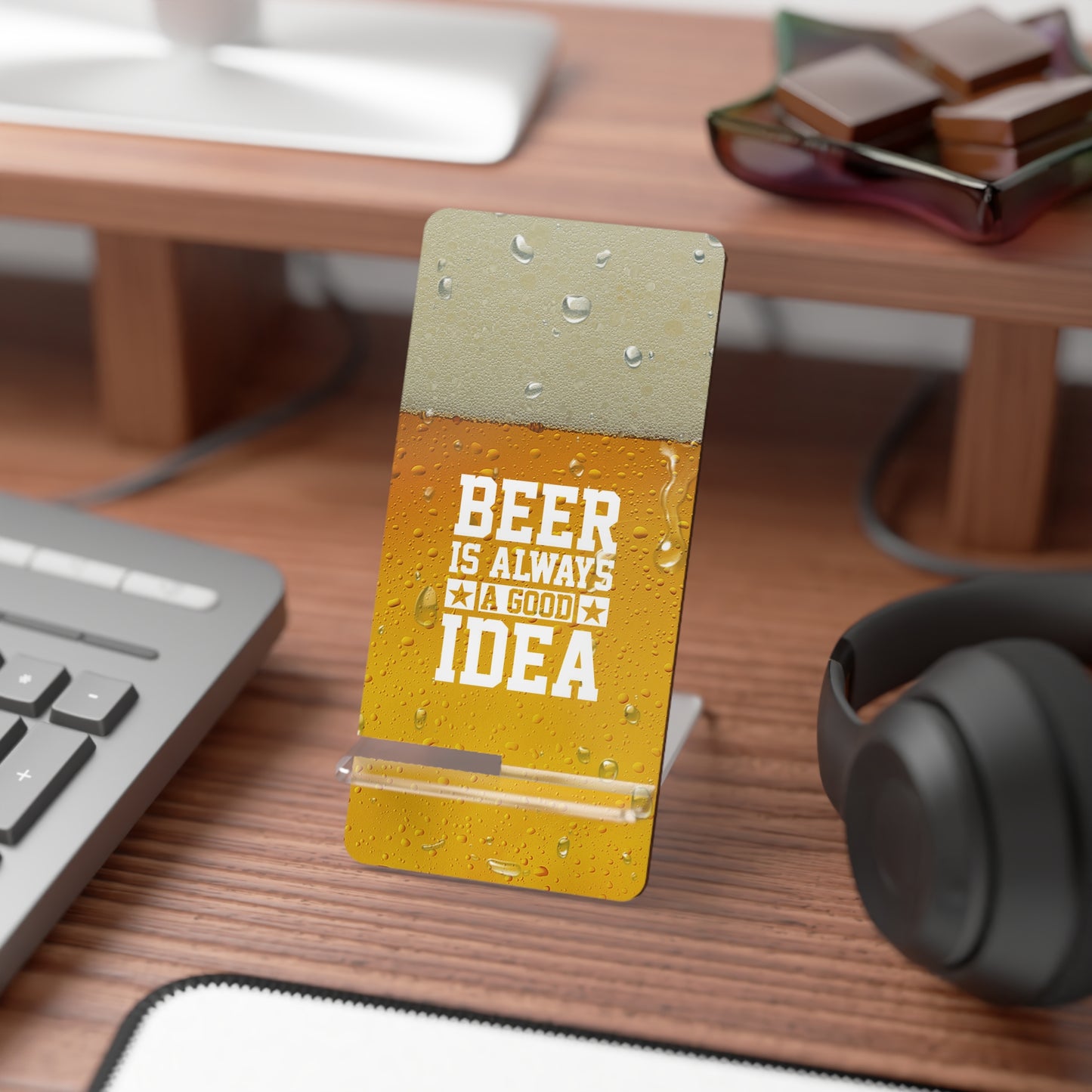 Beer-Themed Smartphone Stand, Perfect Gift for Beer Lovers